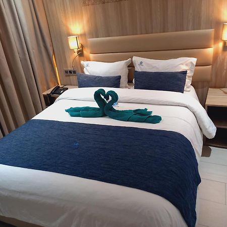 Hôtel La Perla Al Hoceima Bagian luar foto