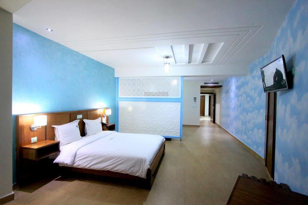 Hôtel La Perla Al Hoceima Bagian luar foto